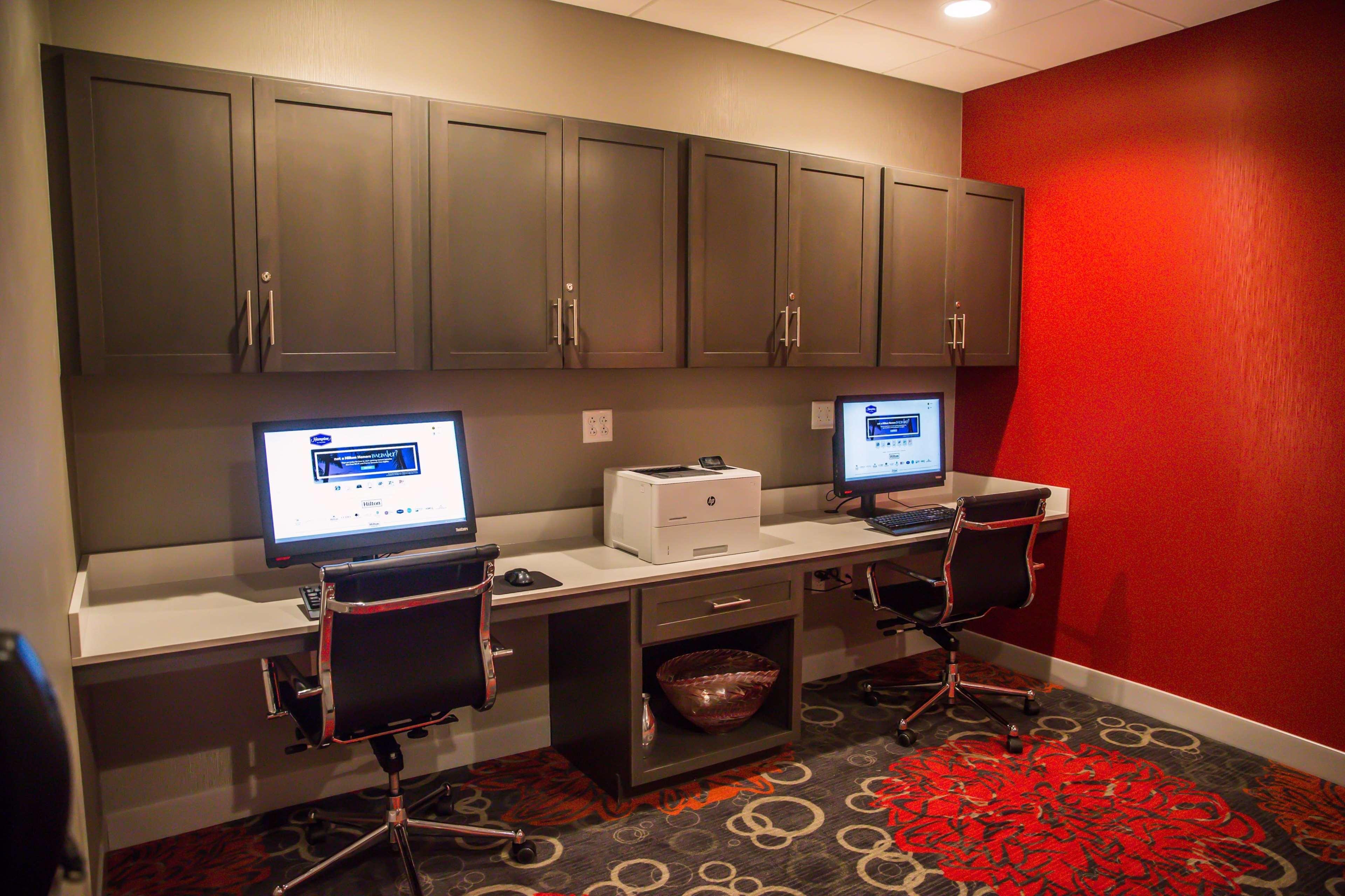 Hampton Inn-Pontiac Buitenkant foto