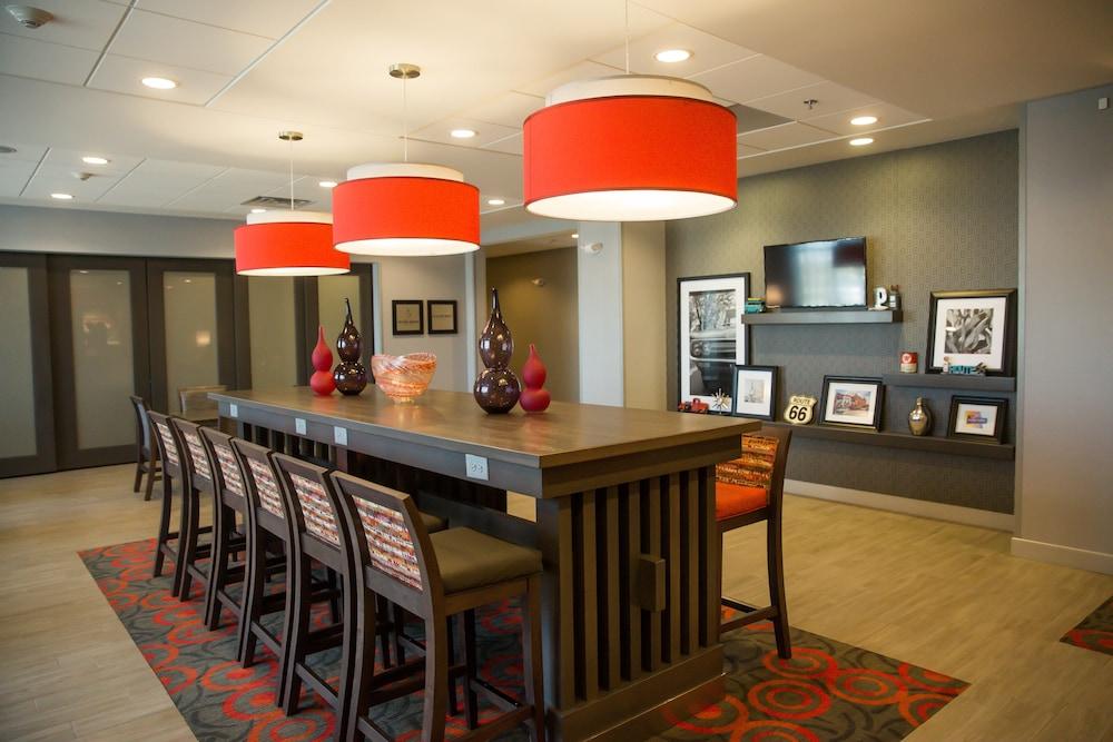 Hampton Inn-Pontiac Buitenkant foto