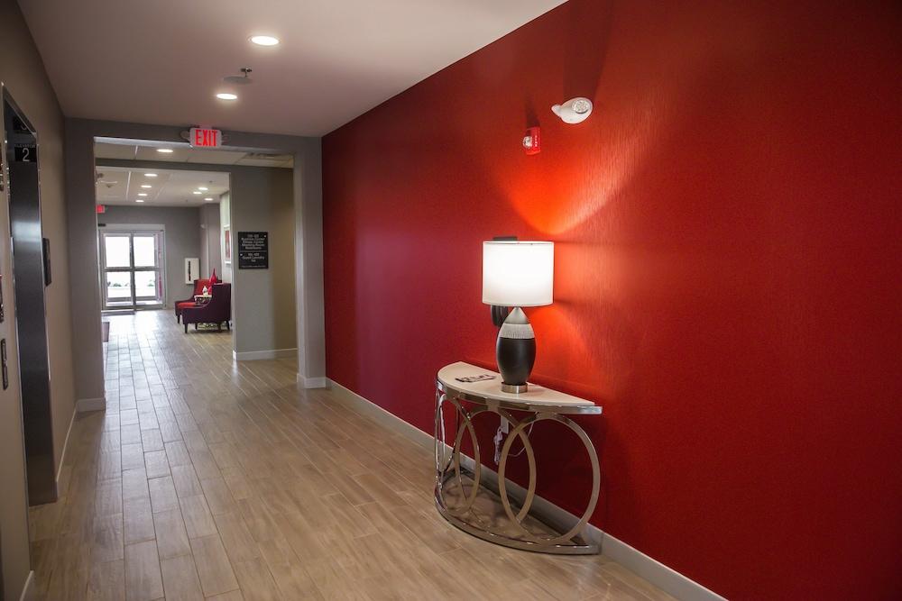 Hampton Inn-Pontiac Buitenkant foto